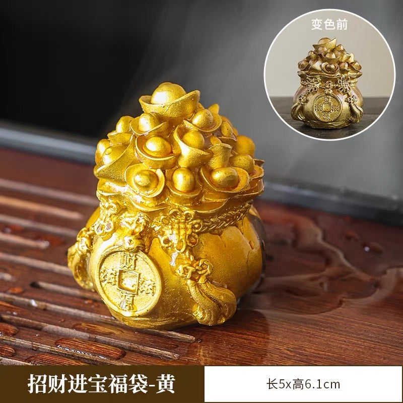 Fu bag color-changing tea pet makes a fortune