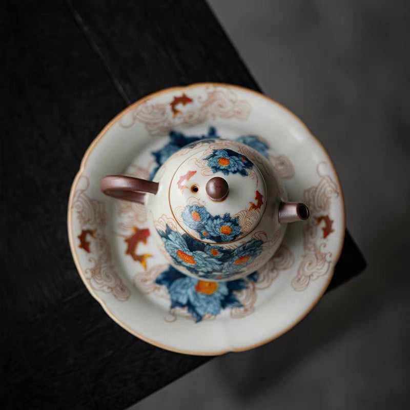 Ruyao teapot can be opened to make tea in a single pot.