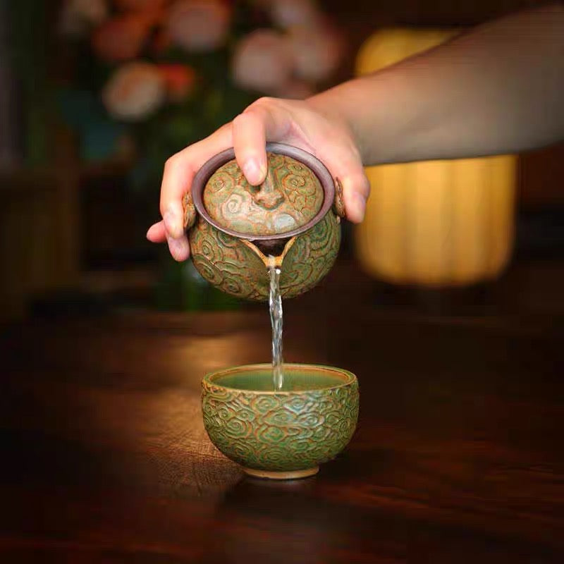 Yixing Zisha finger food pot green Xiangyun Ruyibao bottle cap bowl