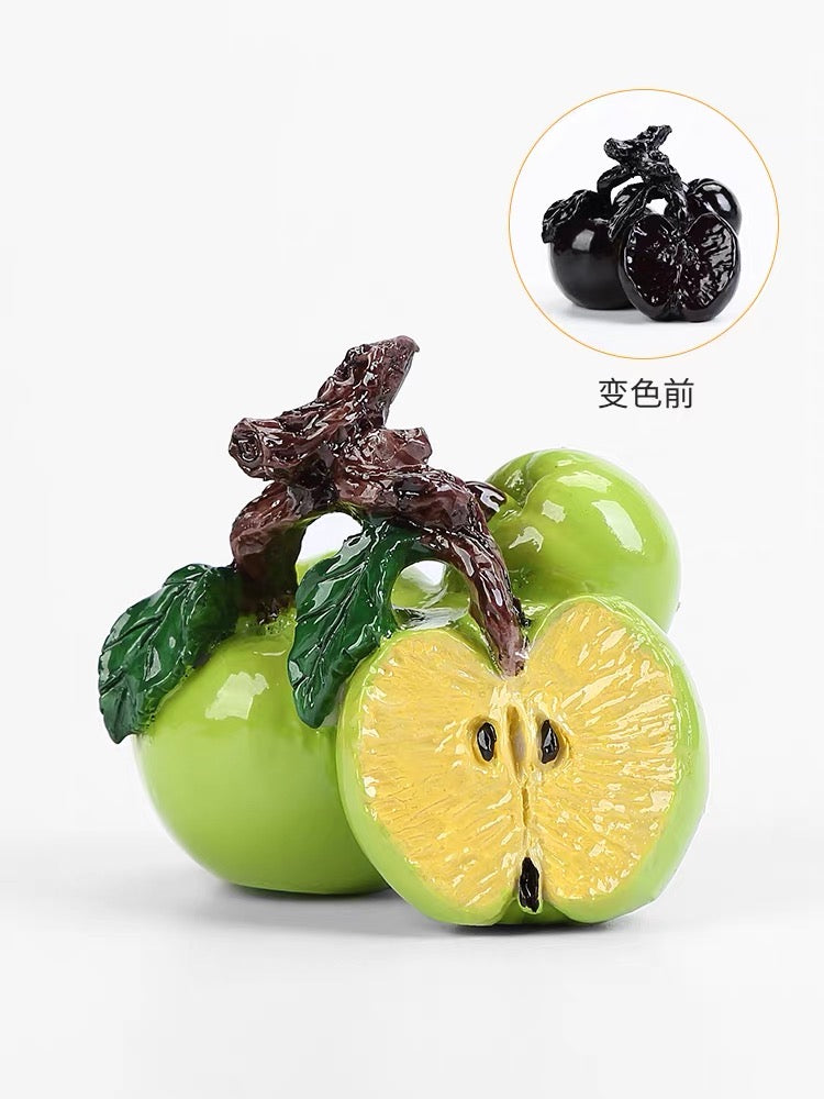 Color change of fruit tea pet ornaments