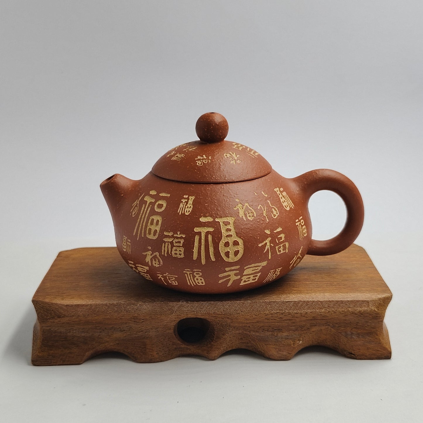 Master Xiang Jian handmade Baifu teapot.