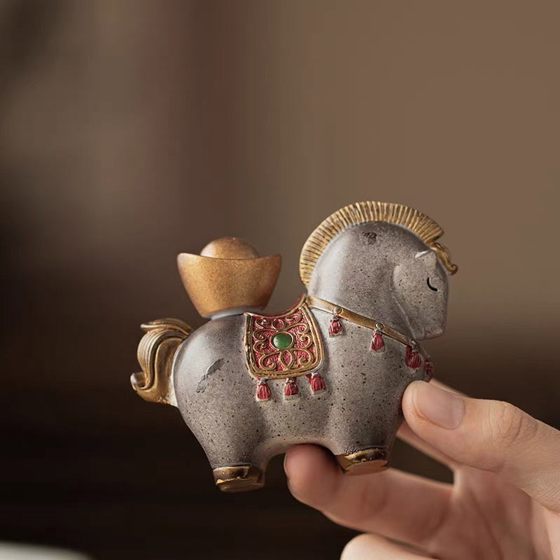 Discoloration immediately rich tea pet ornaments Chinese lucky Tang Ma
