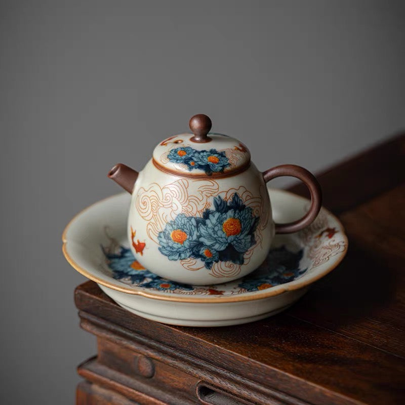 Ruyao teapot can be opened to make tea in a single pot.