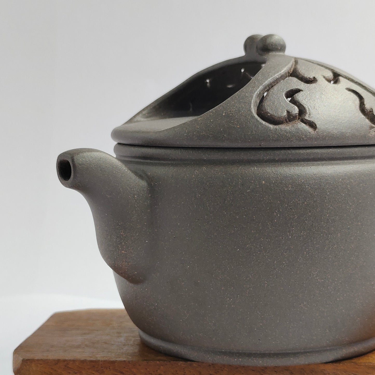 Master Yin Jiaji handmade green plaster Han Wa teapot