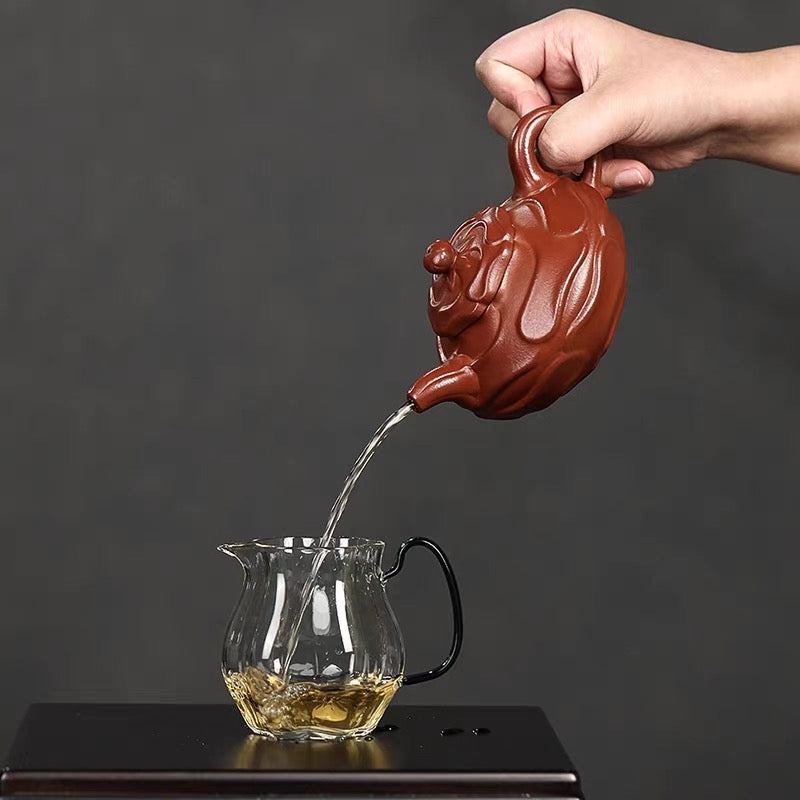 Dahongpao anemone in Yixing zishahu raw ore