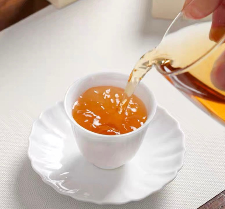 Fuding white tea Shoumei old white tea gift box