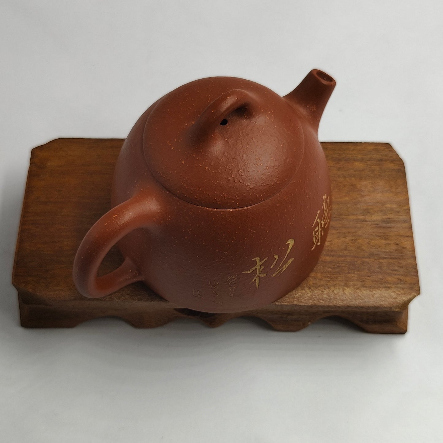 Master Xiang Jian handmade Tingsong teapot.
