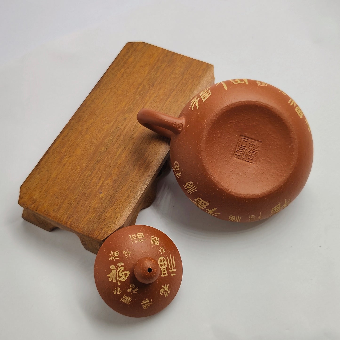 Master Xiang Jian handmade Baifu teapot.