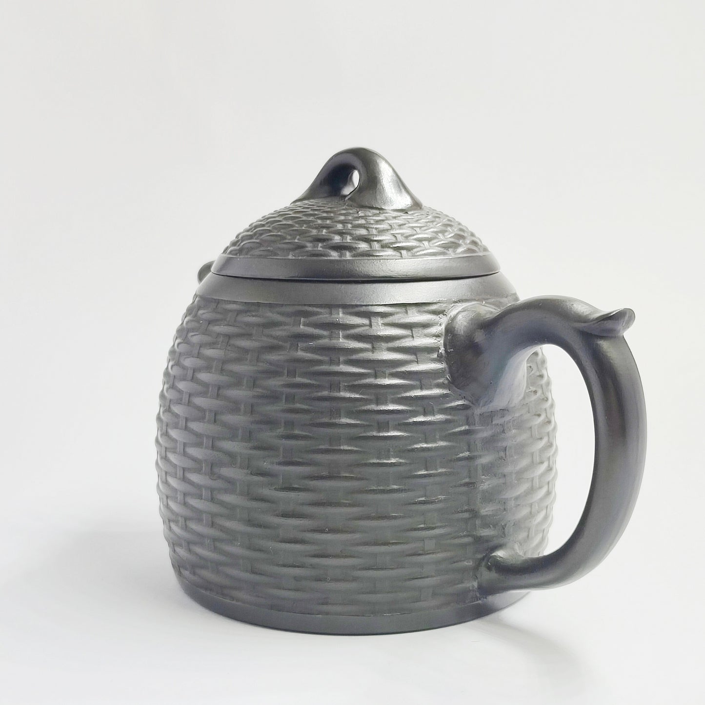 Ink-colored Woven Texture Teapot with Ancient Elegance