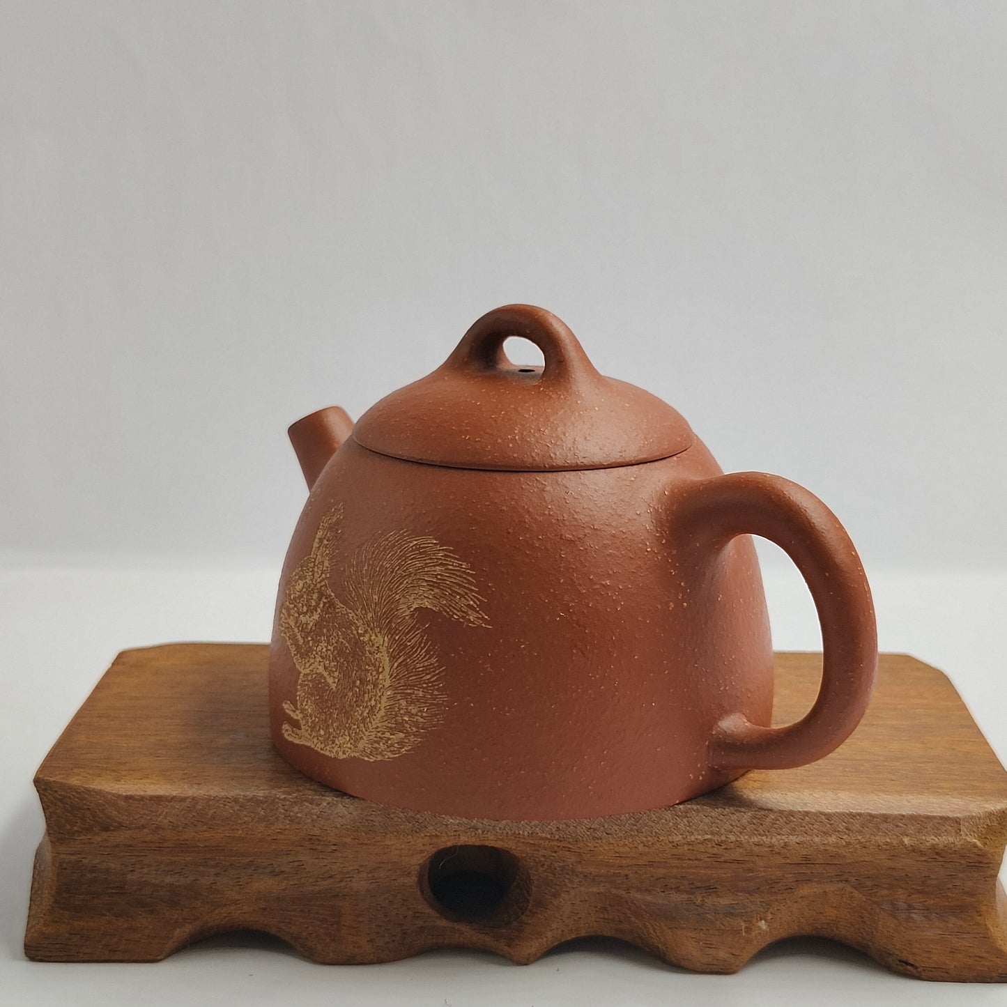 Master Xiang Jian handmade Tingsong teapot.