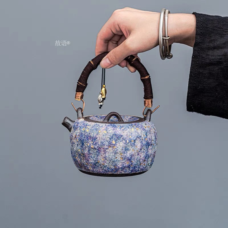 Master Lin Peifu handmade rock and mineral teapot and beam lifting pot.