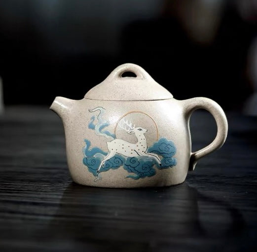 Qin Quan clay painting of purple clay pot in white section of raw ore