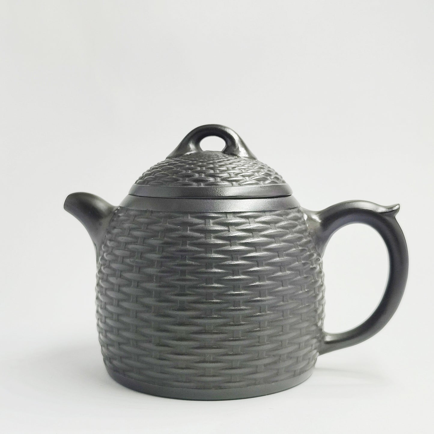 Ink-colored Woven Texture Teapot with Ancient Elegance