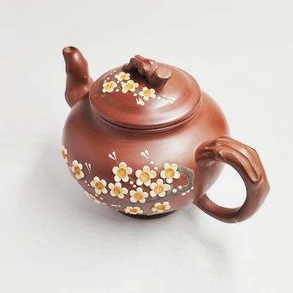 Zhuni Teapot with Plum Blossoms Heralding Spring