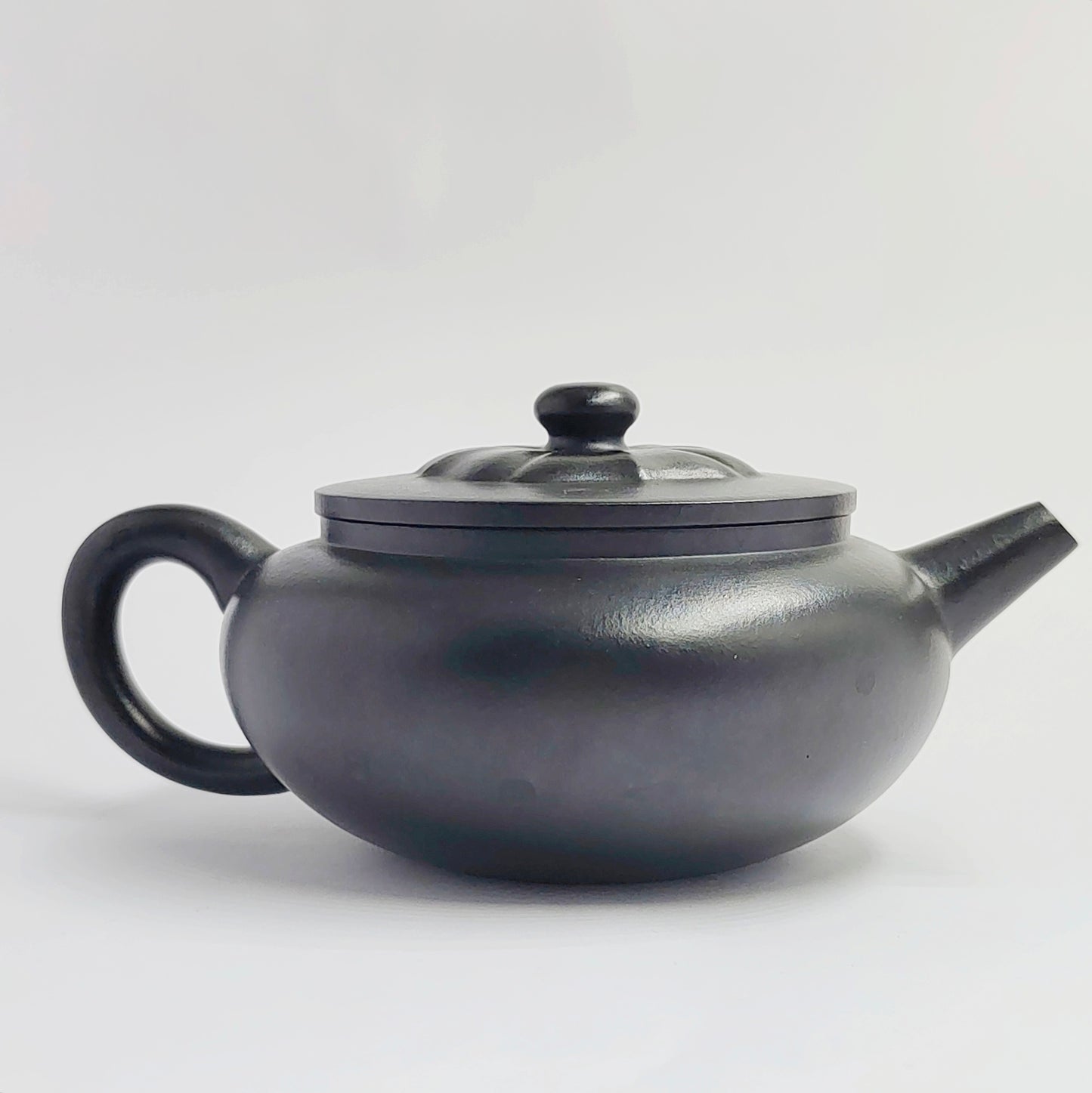 Mo Lian Ya Yun Teapot