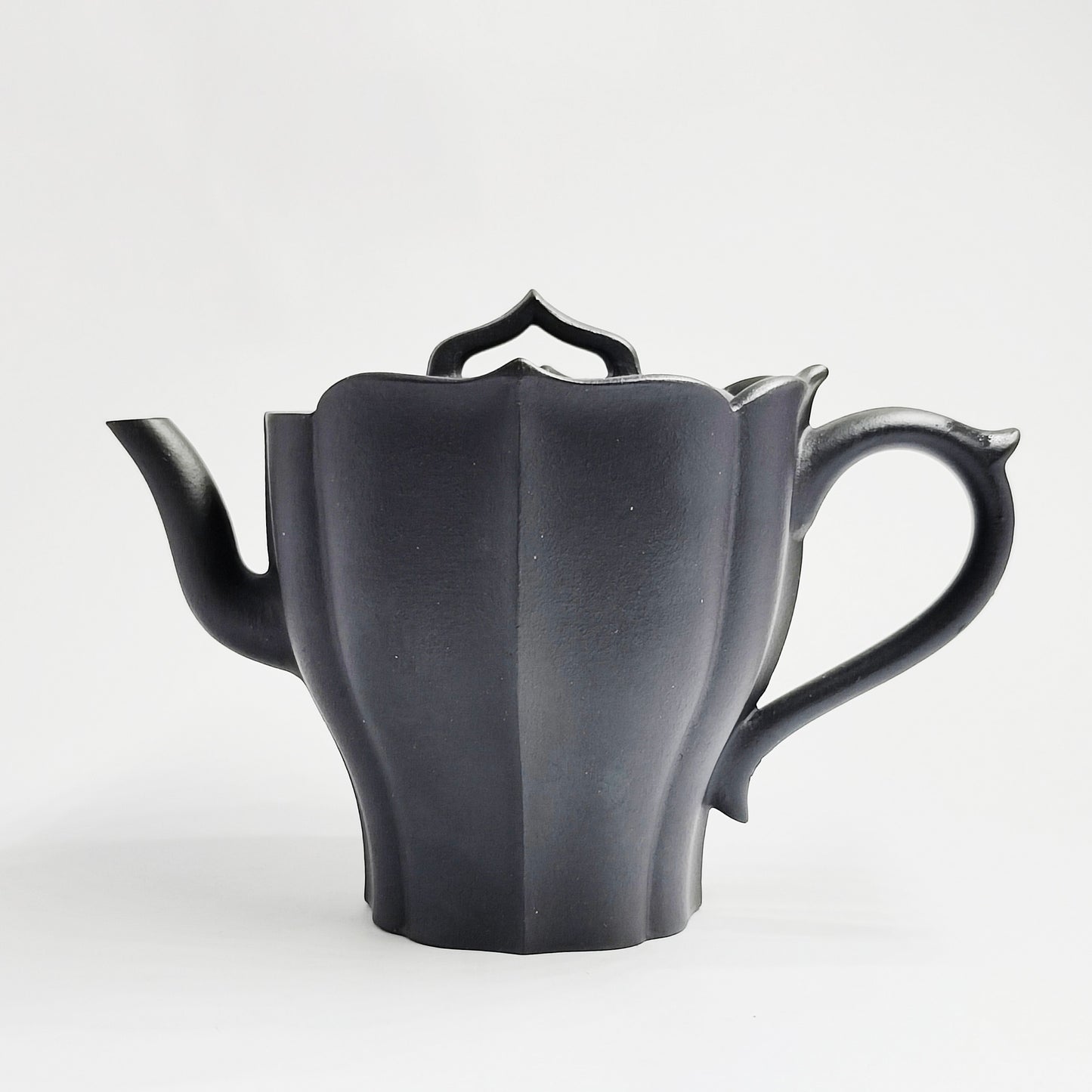 Monk’s Cap Teapot