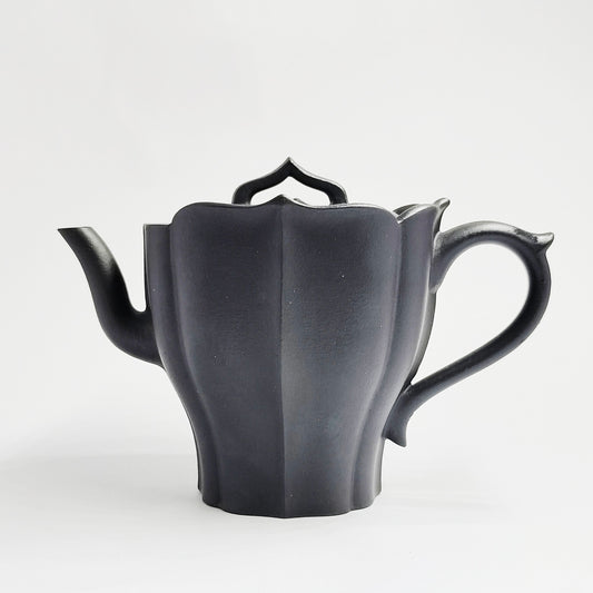 Monk’s Cap Teapot