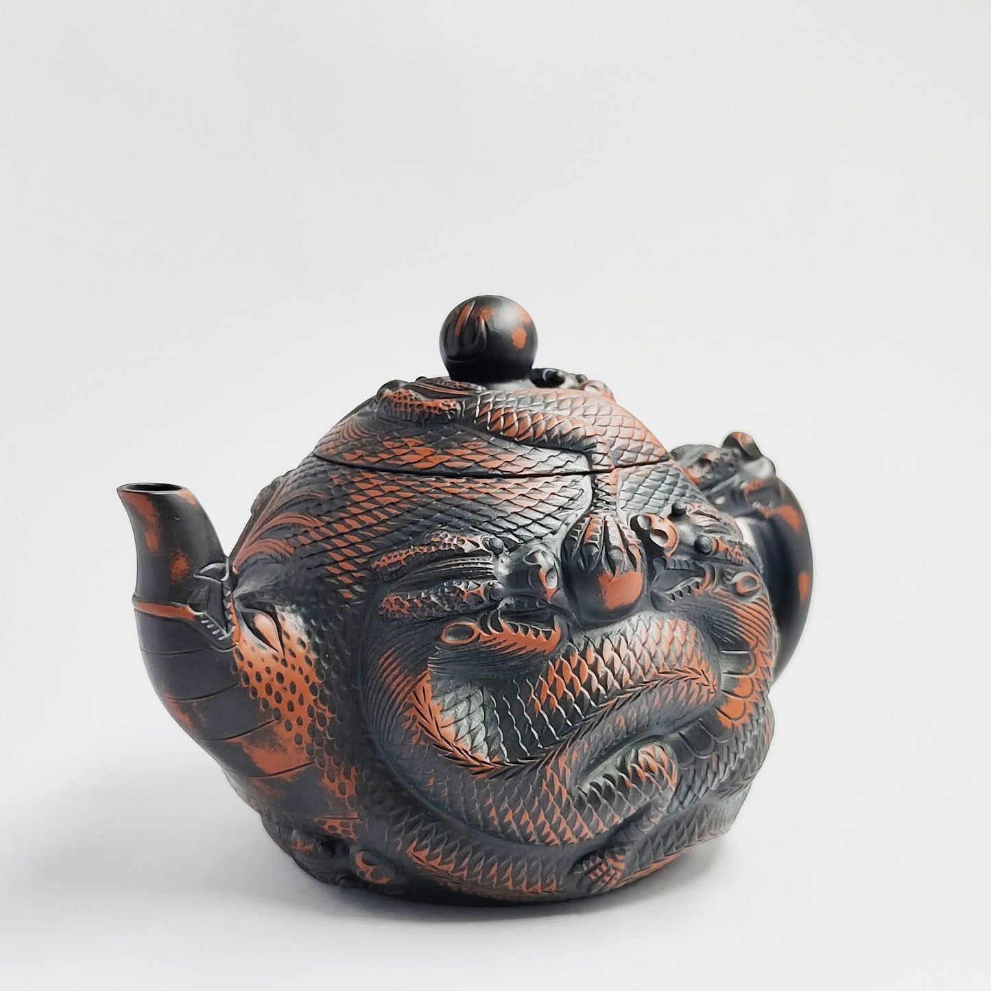 Nine Dragons Teapot