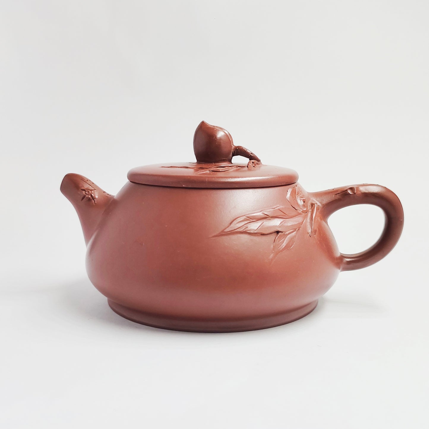 Zhuni Teapot with Longevity Peach