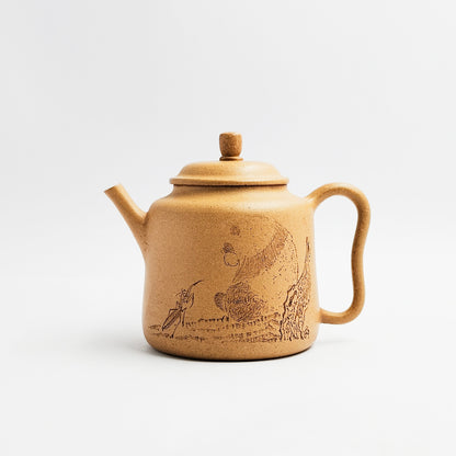 Cicada and Stone Leisure Teapot