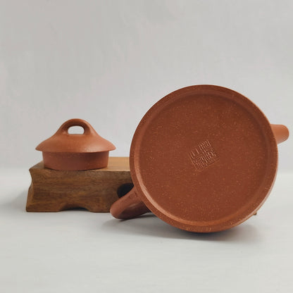 Master Xiang Jian handmade Tingsong teapot.