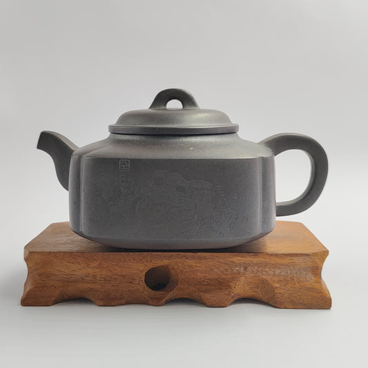 Master Yin Jiaji handcrafted Roshi clay firewood to burn four corners.