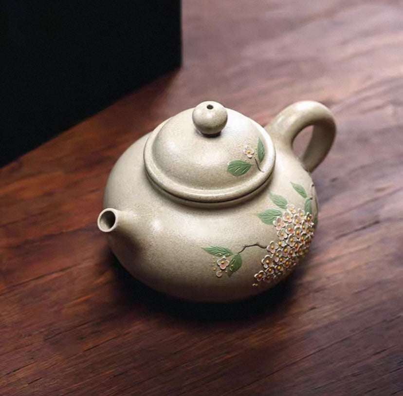 The teapot of Zisha teapot section is mud-filled and elegant.