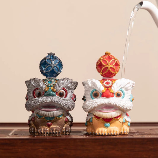 Lion tea pet ornaments can change color