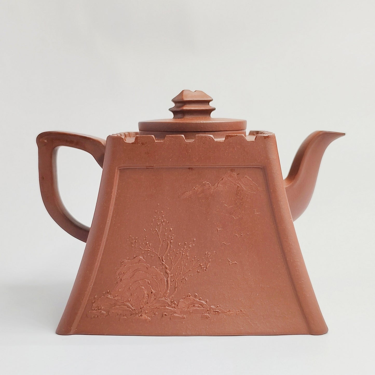 Ancient City Layered Rhyme Teapot