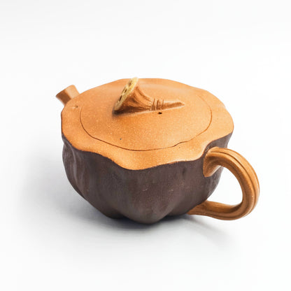 Lotus Seed Pod Teapot in Two-tone Duanni Clay
