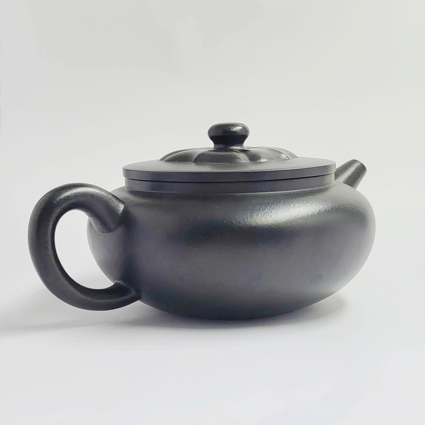 Mo Lian Ya Yun Teapot