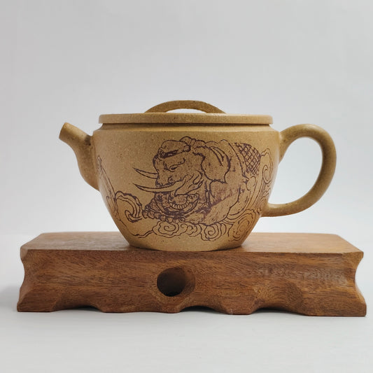 Master Yin Jiaji handmade golden yellow clay Tai Ping You Xiang teapot