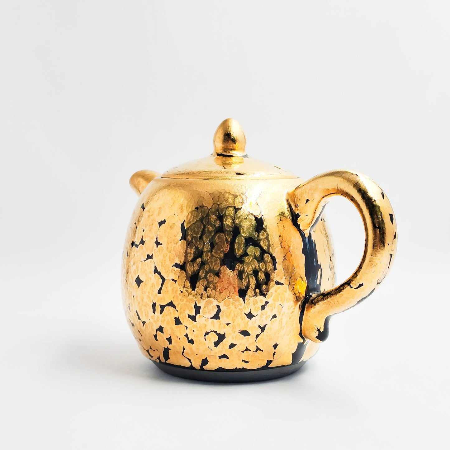 Dragon Egg Teapot with Golden Scaled Texture