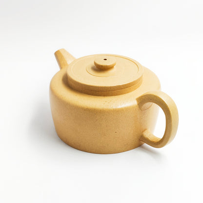 Zhou Wei Wang master handmade golden yellow clay Han Wa teapot