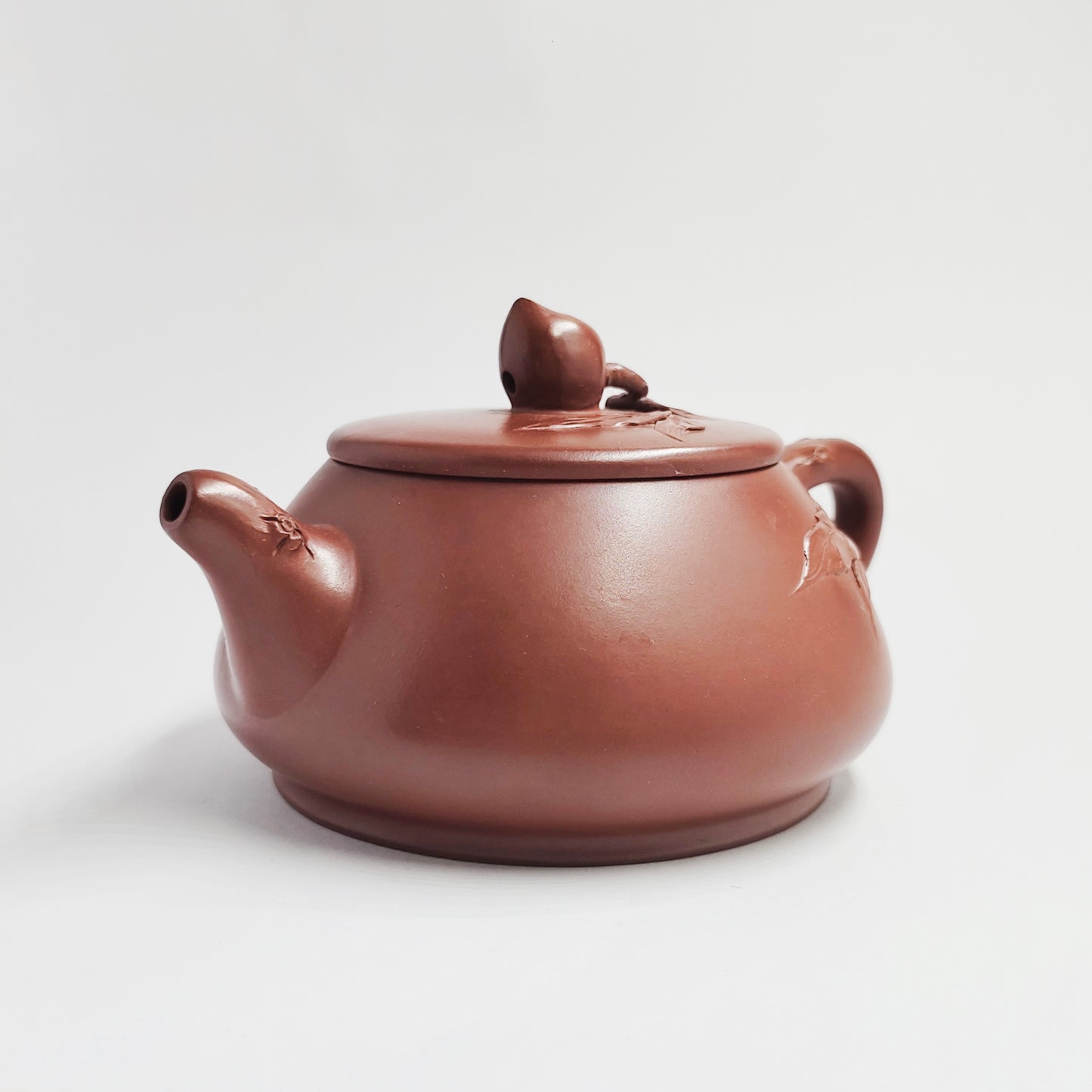 Zhuni Teapot with Longevity Peach