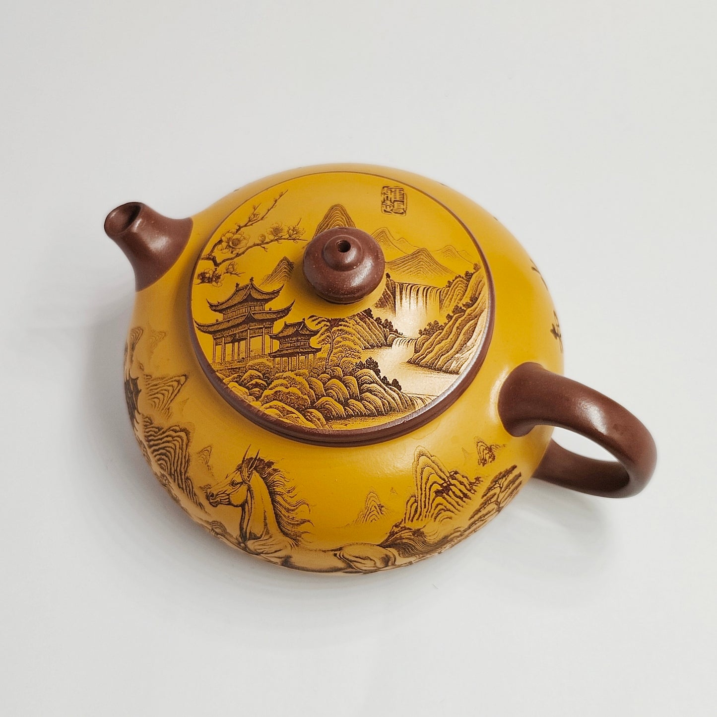 Two-tone Teapot with Galloping Horse and Magnificent Mountains and Rivers