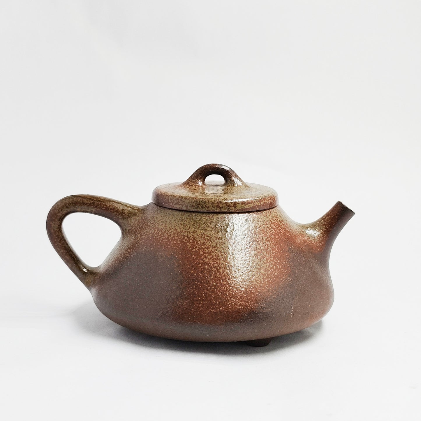 Wood-fired Shipiao Teapot with Ancient Charm