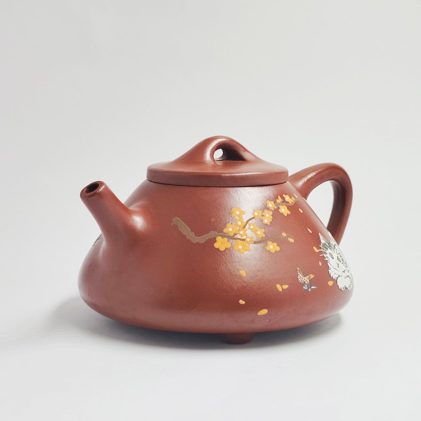 Shipiao Teapot with Plum Blossom Fragrance, Butterfly Play, and Cat’s Charm