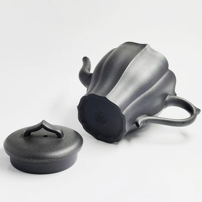 Monk’s Cap Teapot