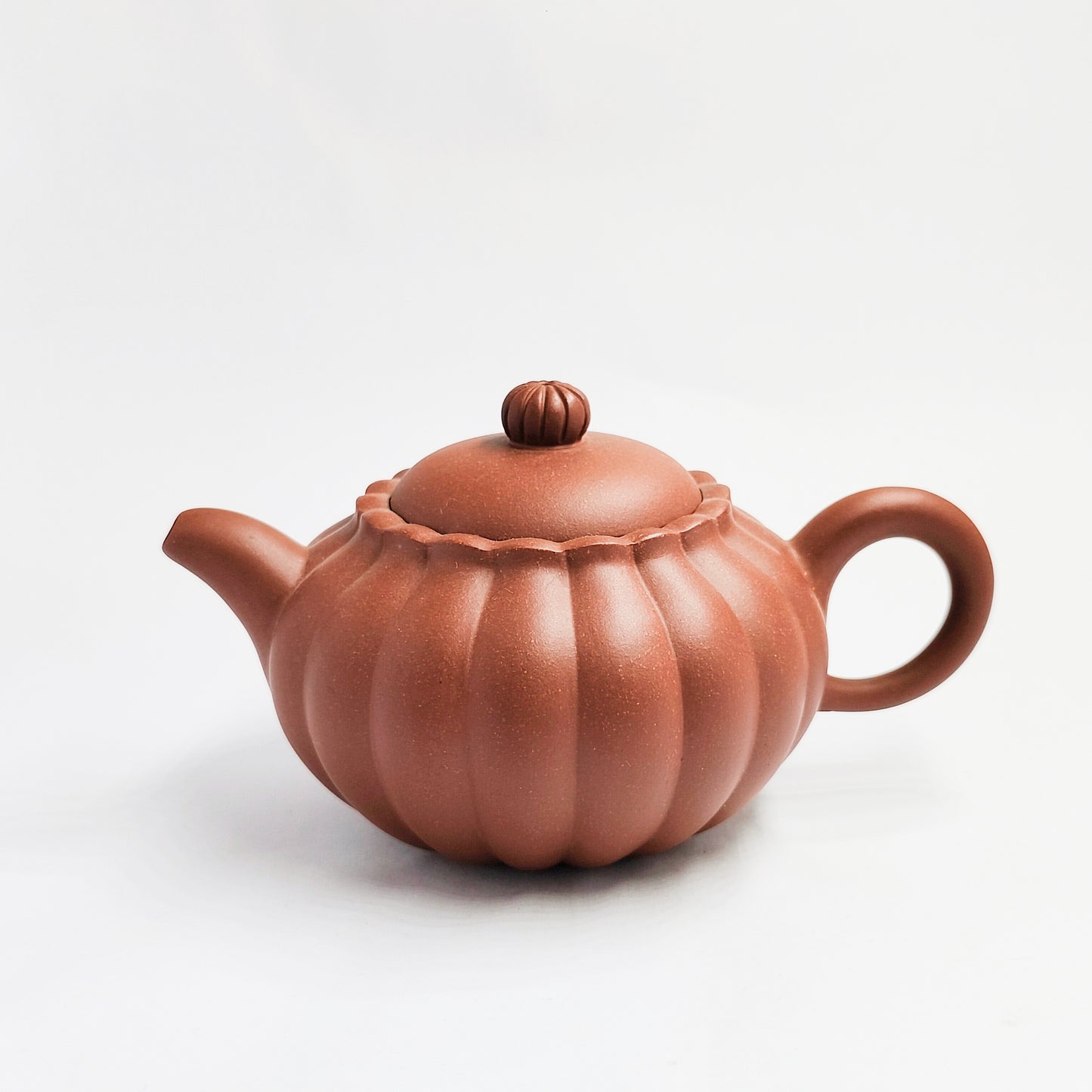 Vermilion Clay Chrysanthemum Petal Teapot