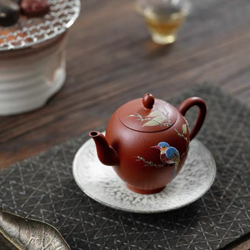 Yixing zishahu raw ore painted kingfisher beauty with Zhu mud.