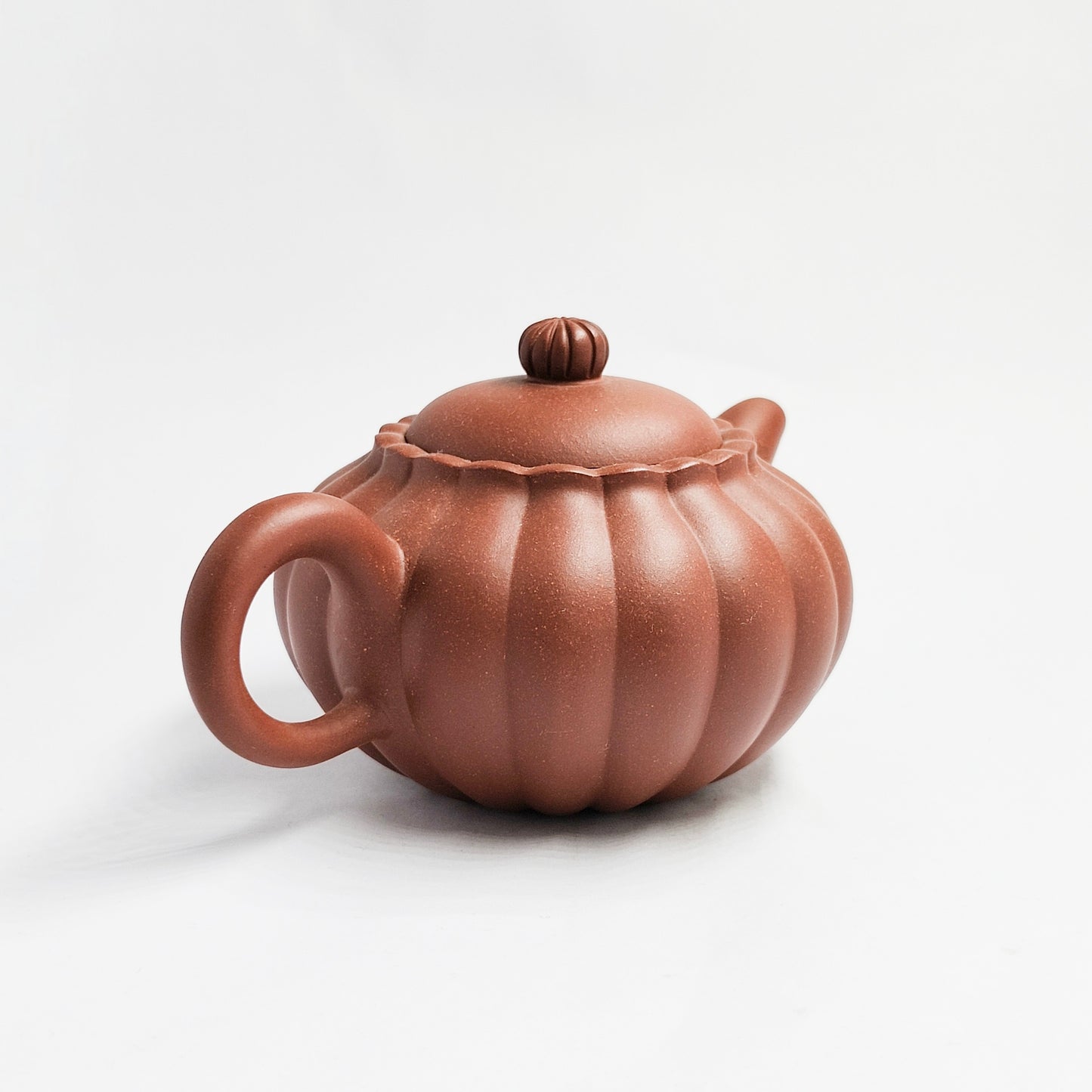 Vermilion Clay Chrysanthemum Petal Teapot