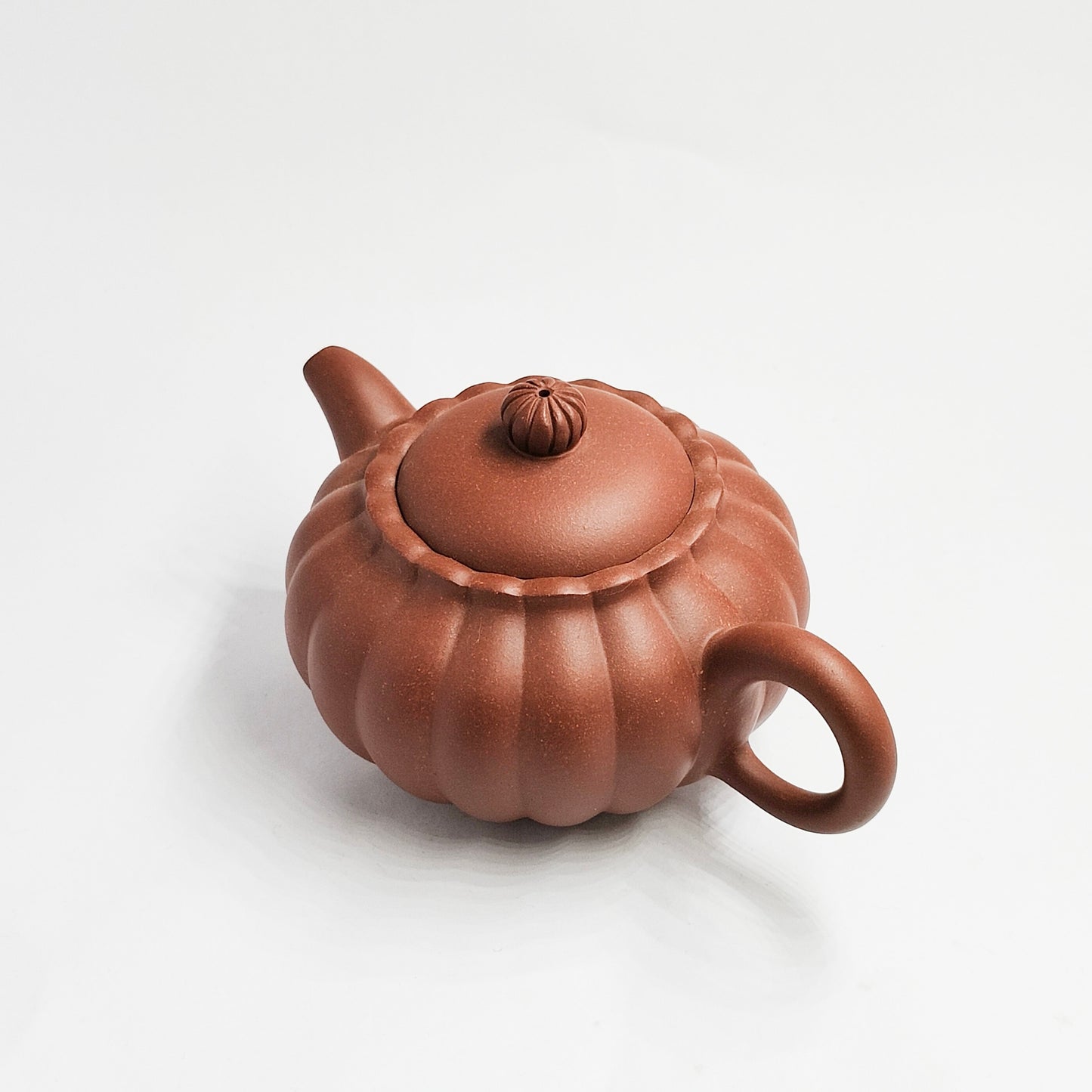 Vermilion Clay Chrysanthemum Petal Teapot