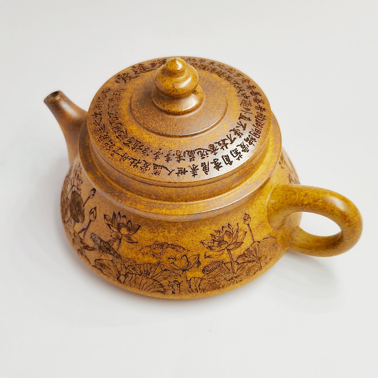 Three-footed Teapot with Lotus and Carp Symbolizing Auspiciousness