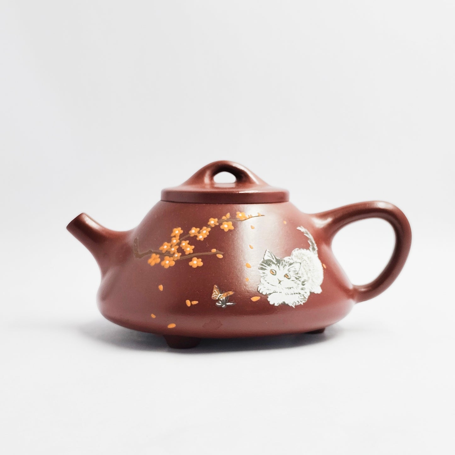 Shipiao Teapot with a Cat Frolicking Among Plum Blossoms