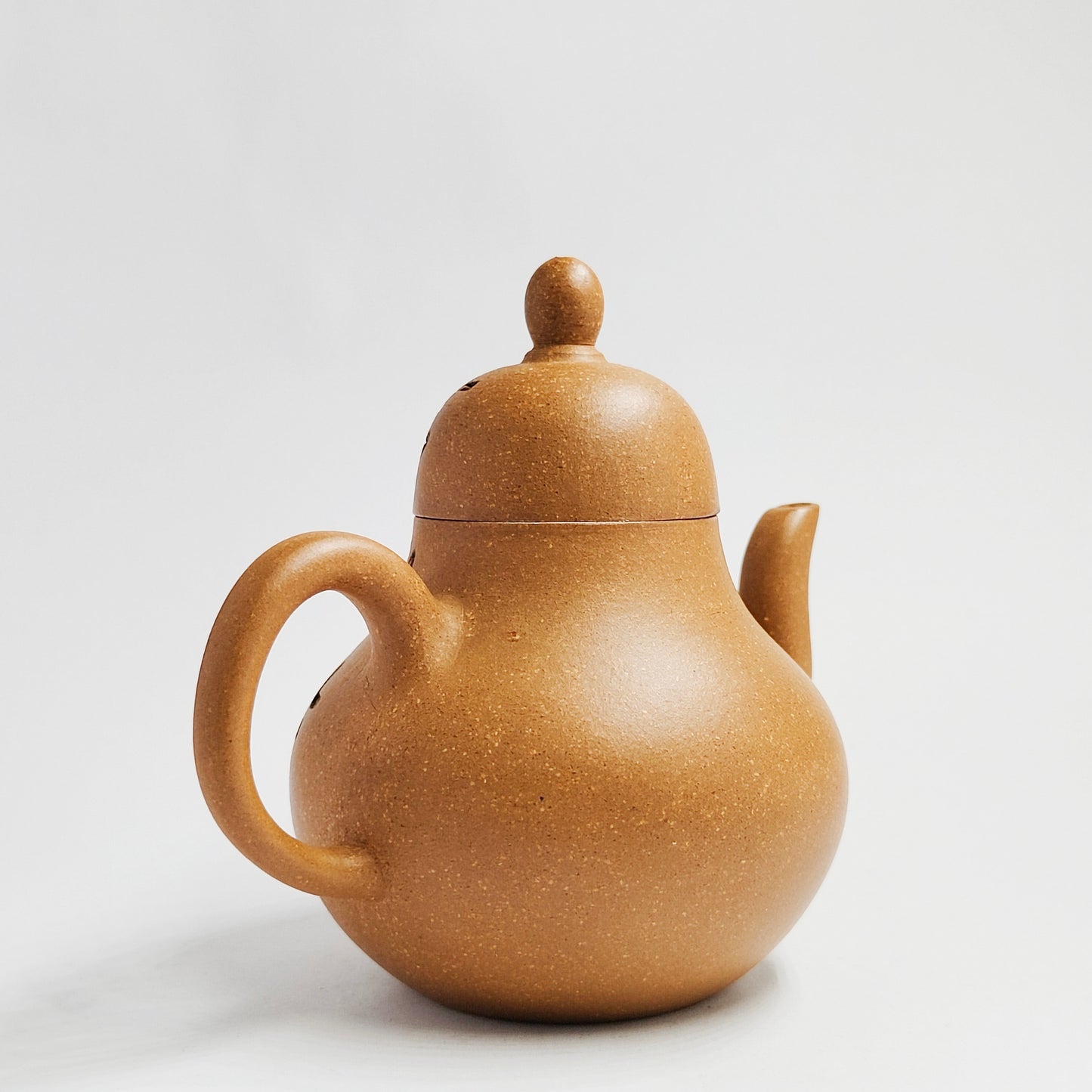 Siting Teapot