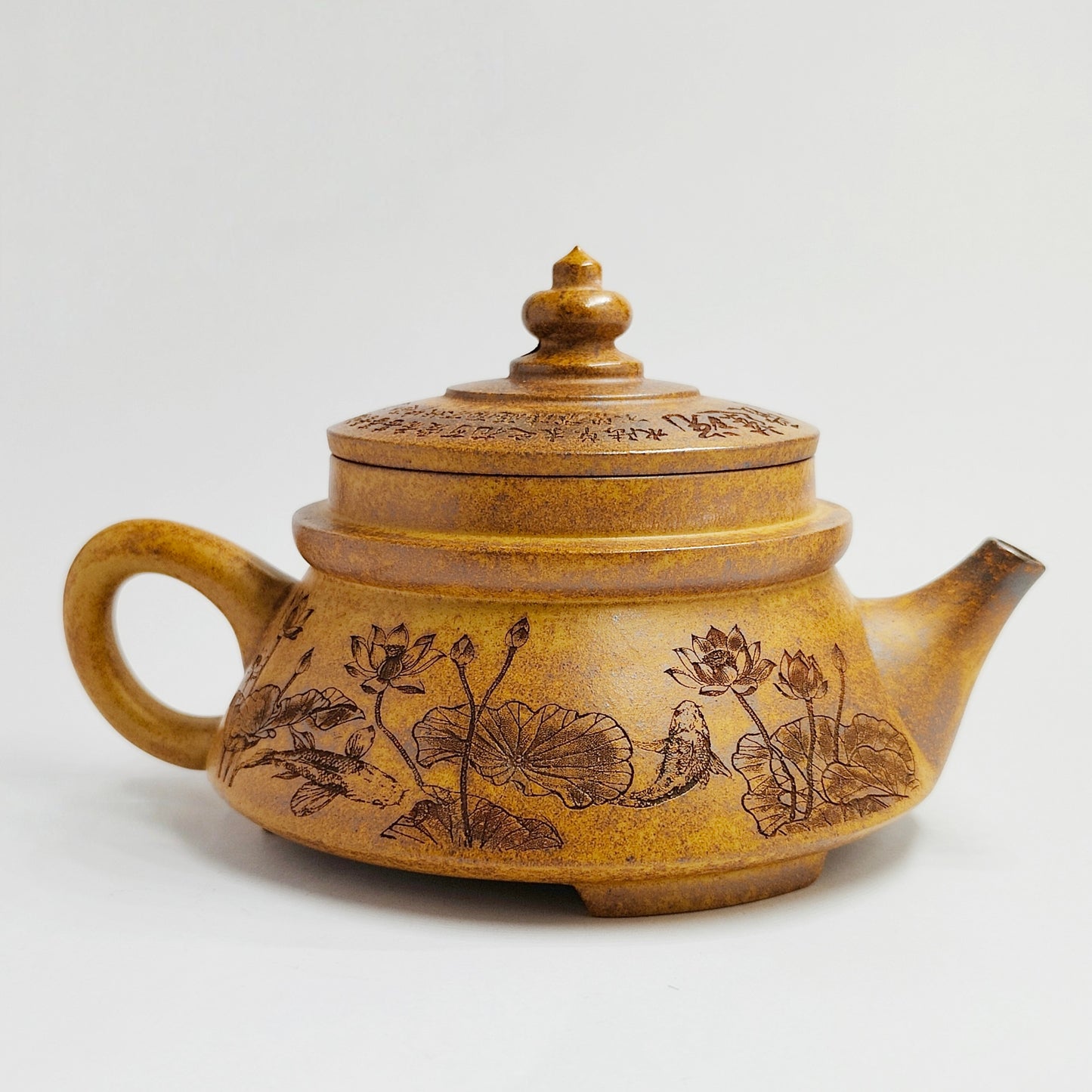 Three-footed Teapot with Lotus and Carp Symbolizing Auspiciousness