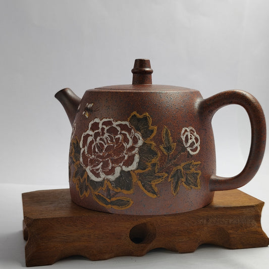 Zhou Wei Wang master handmade Peony teapot