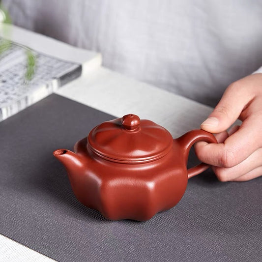 Yixing handmade eight-petal rhombic ribbed teapot