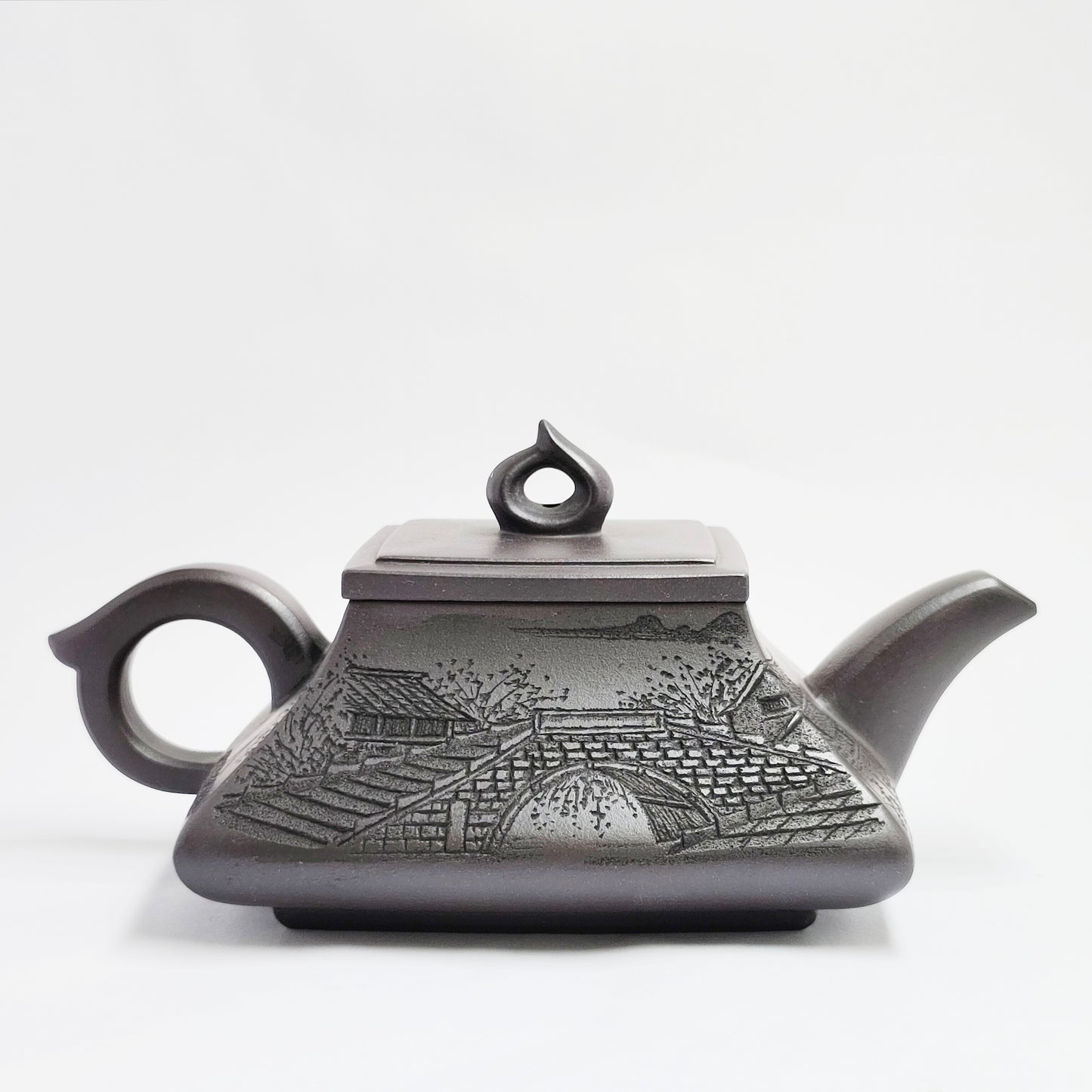 Square Prismatic Water Town Ink Rhyme Teapot
